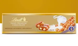Lindt Swiss Premium Huzelnut Chocolate