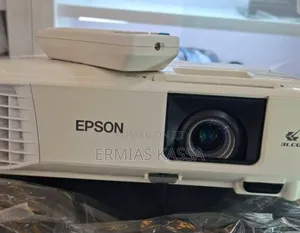Brand New Epson Projector With Bag