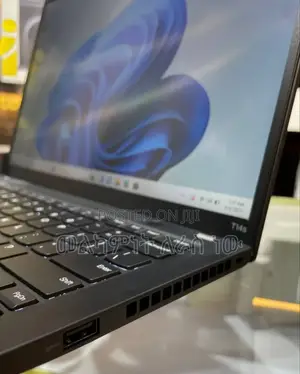 Photo - New Laptop Lenovo Thinkpad T14s Gen 2 16GB Intel Core I7 SSD 512GB