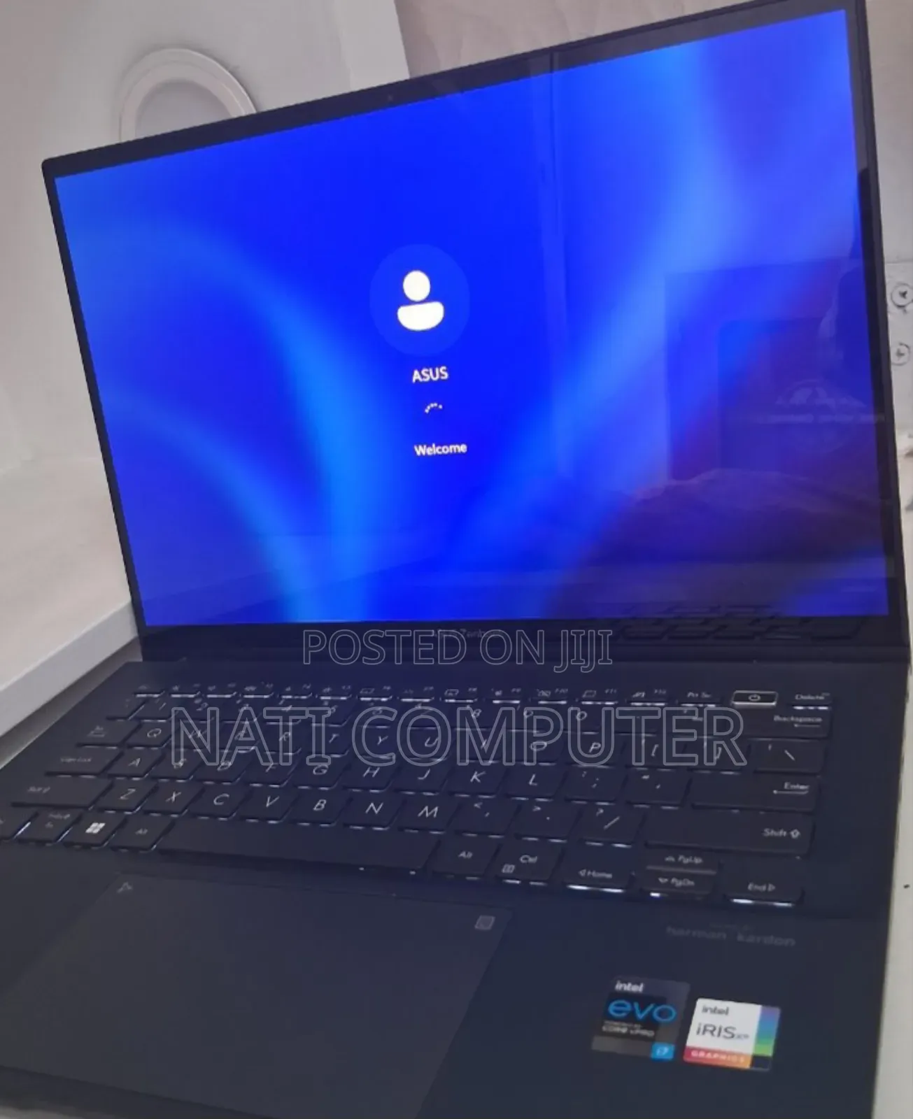 New Laptop Asus ZenBook UX330UA 16GB Intel Core I7 SSD 1T