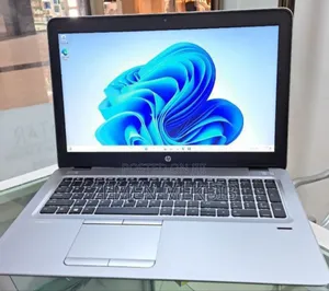 New Laptop HP 8GB Intel Core I5 SSD 256GB