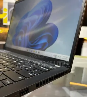 New Laptop Lenovo ThinkPad T14 16GB Intel Core I7 SSD 512GB