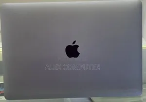 New Laptop Apple MacBook Pro 2017 16GB Intel Core I5 SSD 512GB