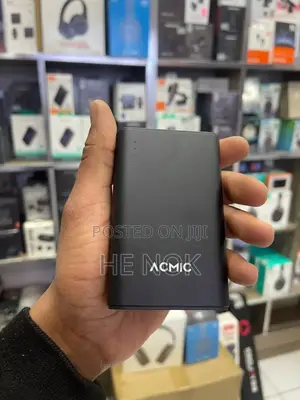 Photo - Acmic Power Bank 10000mah, Portable Charger Pdqc3.0 18w Fast Charging