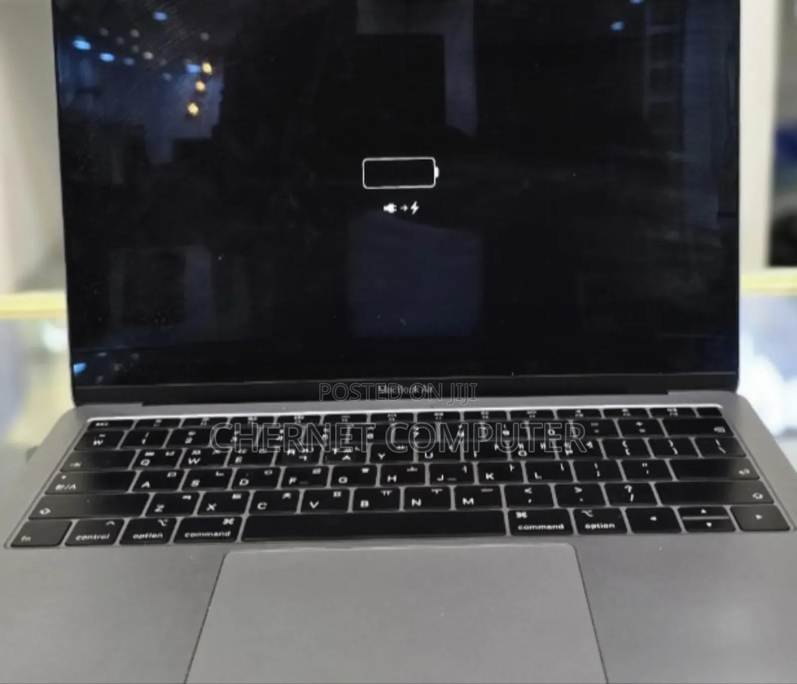 New Laptop Apple MacBook Pro 2019 16GB Intel Core I5 SSD 512GB