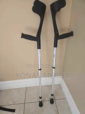 Photo - Elbow Crutches團፵crutches⩩曰height Is Easily Adjusted in 1" Increments.