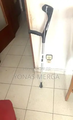 Photo - Crutches㽣三crutches፪zevolution Elbow Crutches With -Rust Free Frame