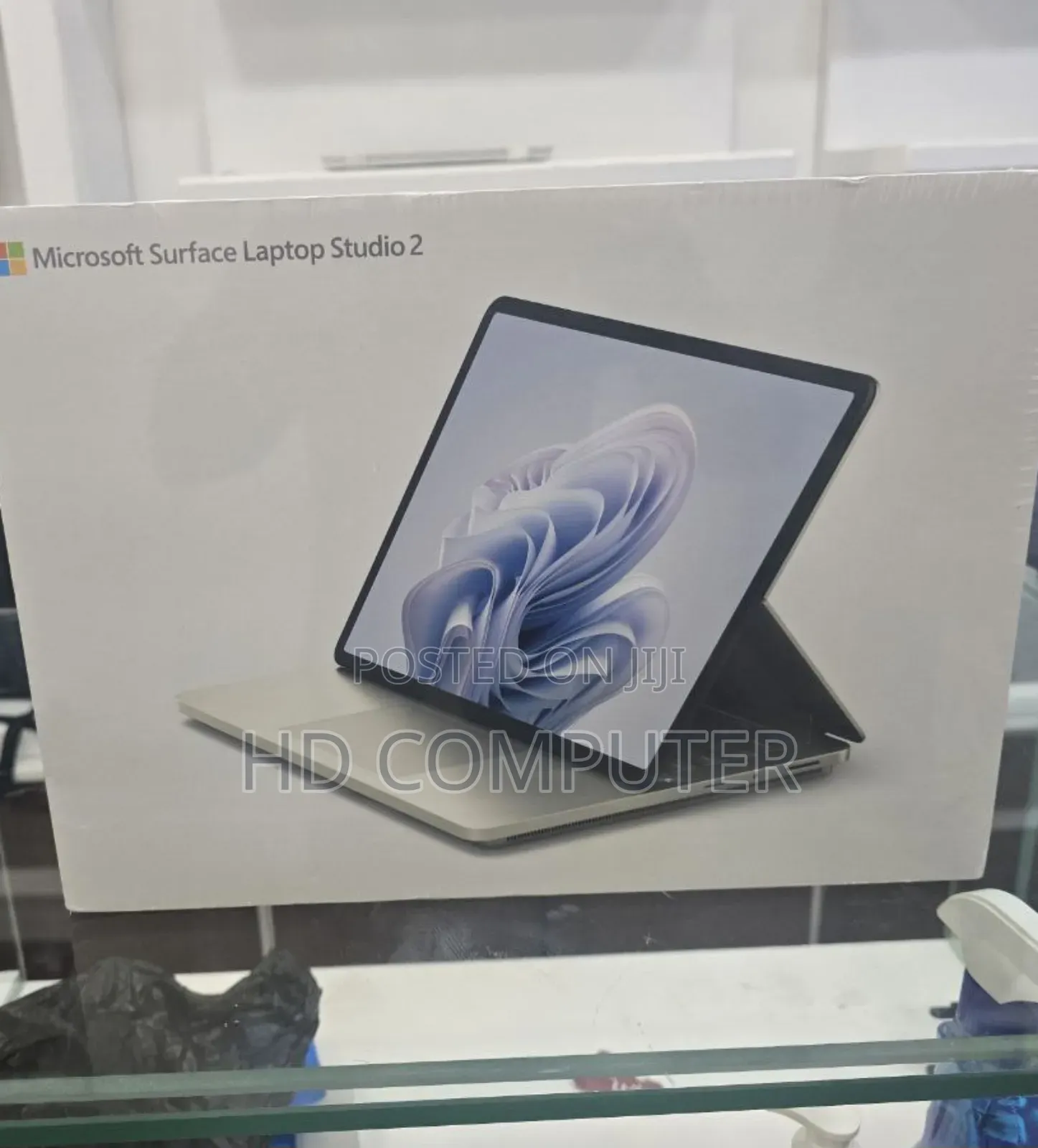 New Laptop Microsoft Surface 16GB Intel Core i7 SSD 512GB