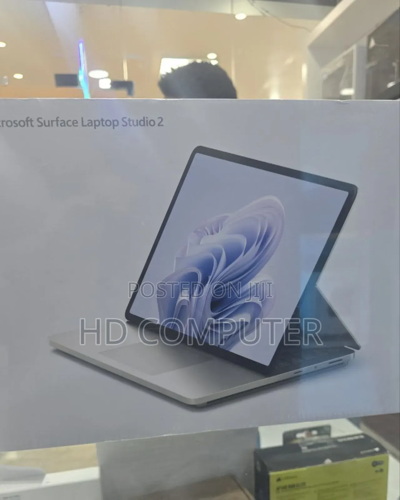 New Laptop Microsoft Surface 16GB Intel Core i7 SSD 512GB