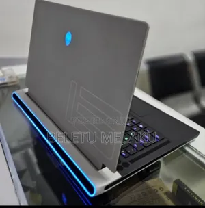 New Laptop Alienware M17x R2 32GB Intel Core I7 SSD 512GB