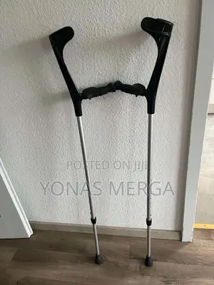 Photo - Crutches\Reducing the Risk of Blistering. The Bariatric Elbow Crutches