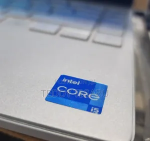 Photo - New Laptop HP Envy 13 16GB Intel Core I5 SSD 512GB