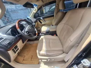 Toyota Land Cruiser 2016 Black