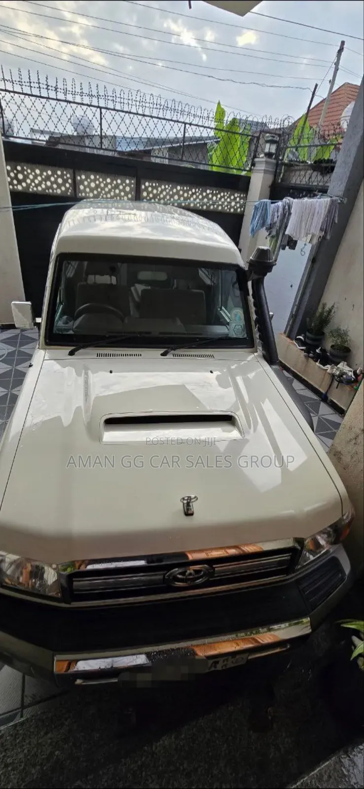 Toyota Land Cruiser 2018 White