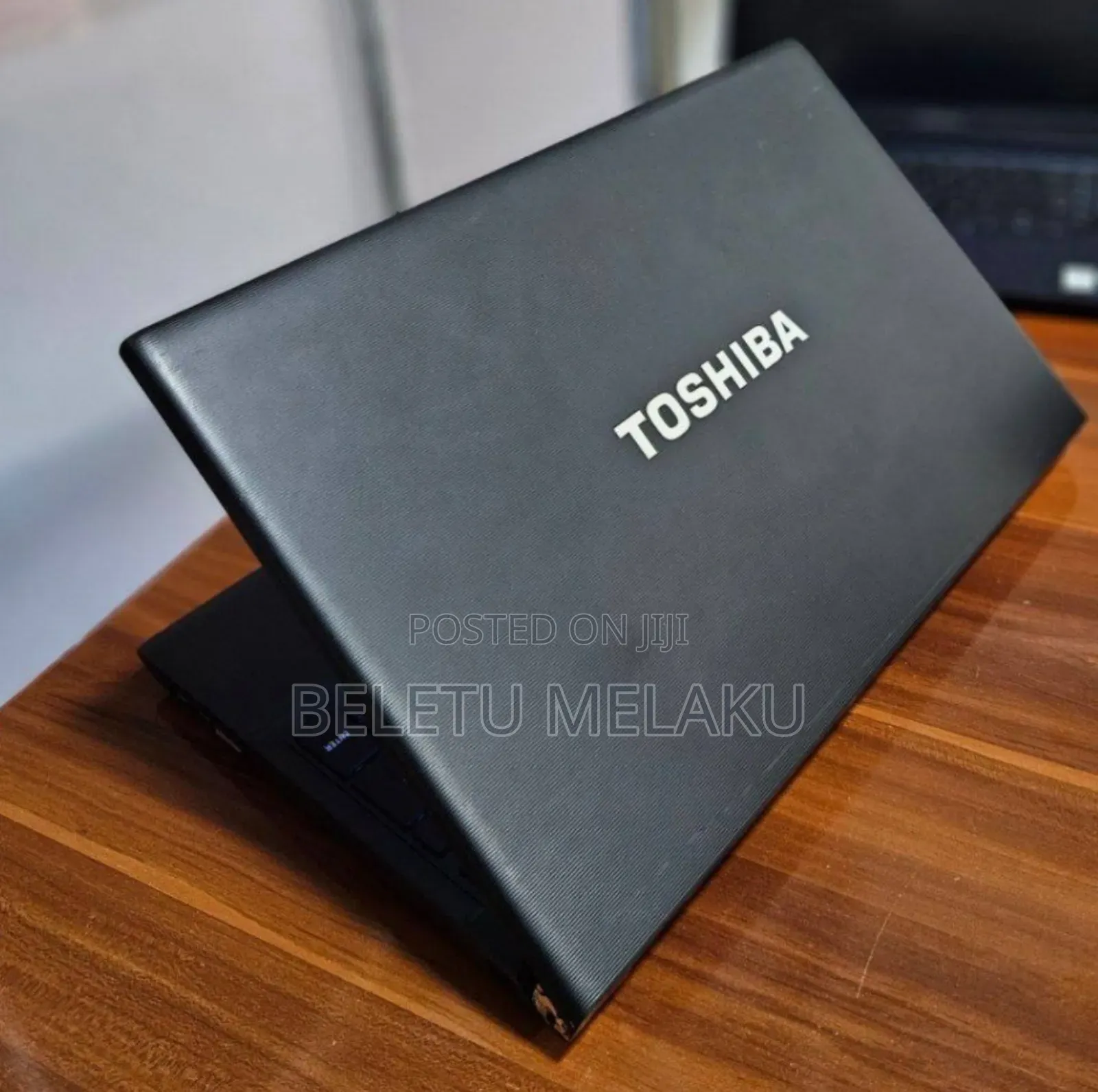 Laptop Toshiba Tecra R950 4GB Intel Core I5 HDD 320GB