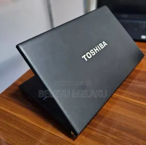 Laptop Toshiba Tecra R950 4GB Intel Core I5 HDD 320GB