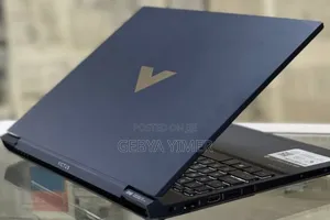 Photo - New Laptop Dell Vostro DVCI315 32GB Intel Core I7 SSD 1T