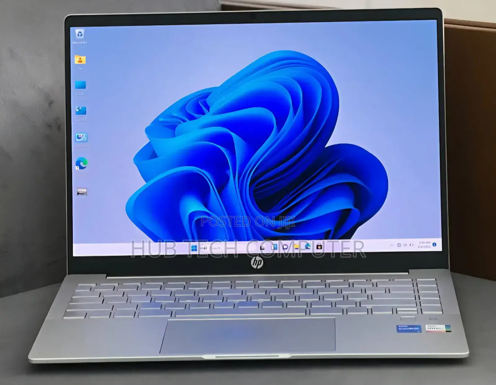 New Laptop HP Pavilion 10 16GB Intel Core I7 SSD 512GB