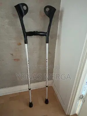 Photo - Crutches Adjustable瓦٨underarm Crutches for Disabled፵靄crutches