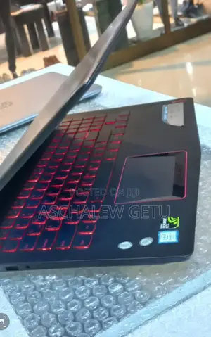 New Laptop Lenovo Legion Y520 16GB Intel Core I7 HDD 1T
