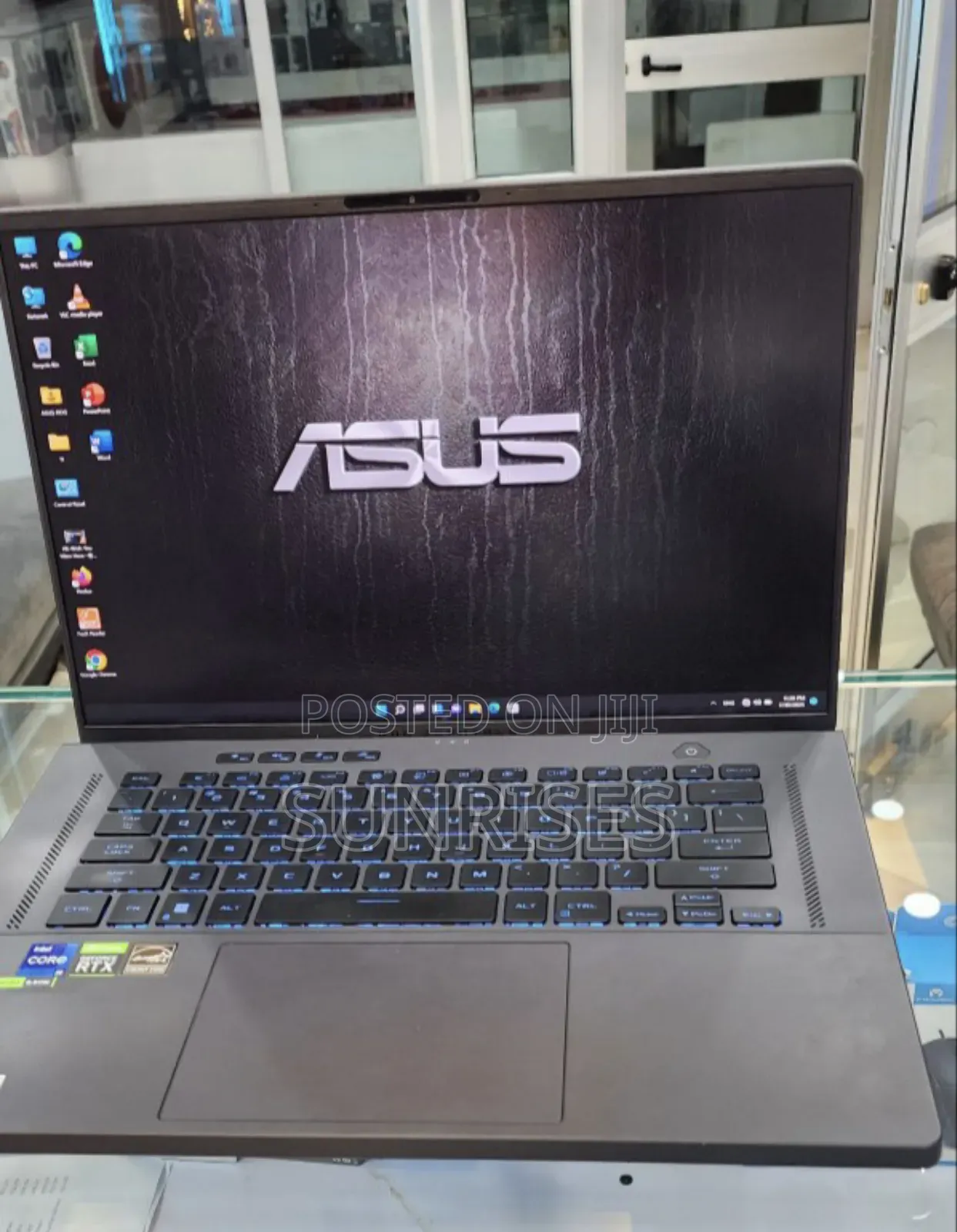 New Laptop Asus ROG Zephyrus G16 16GB Intel Core I9 SSD 1T