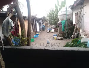 469 ካሬ በጣም ምቹ ቦታ ላፍቶ ሃናማርያም ኣካባቢ ካርታ ያለው