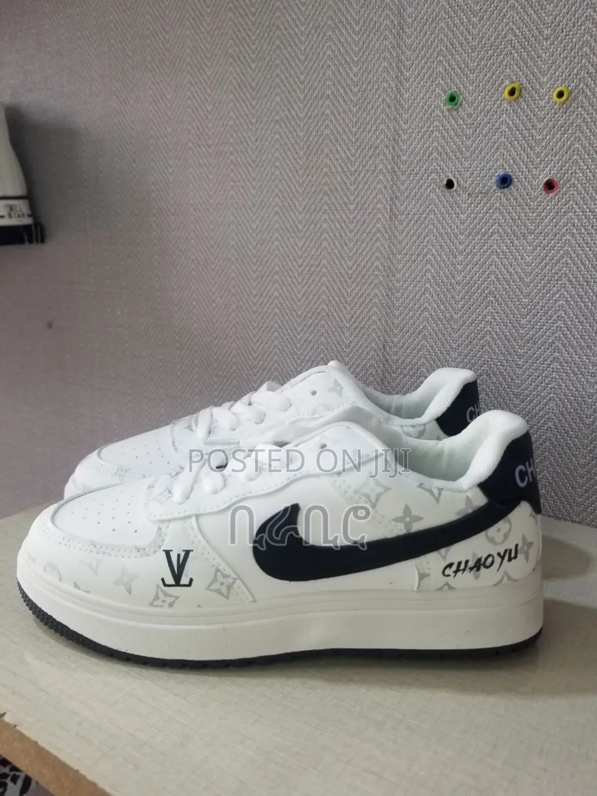 Lv Nike for Girl's and Man's High Quality