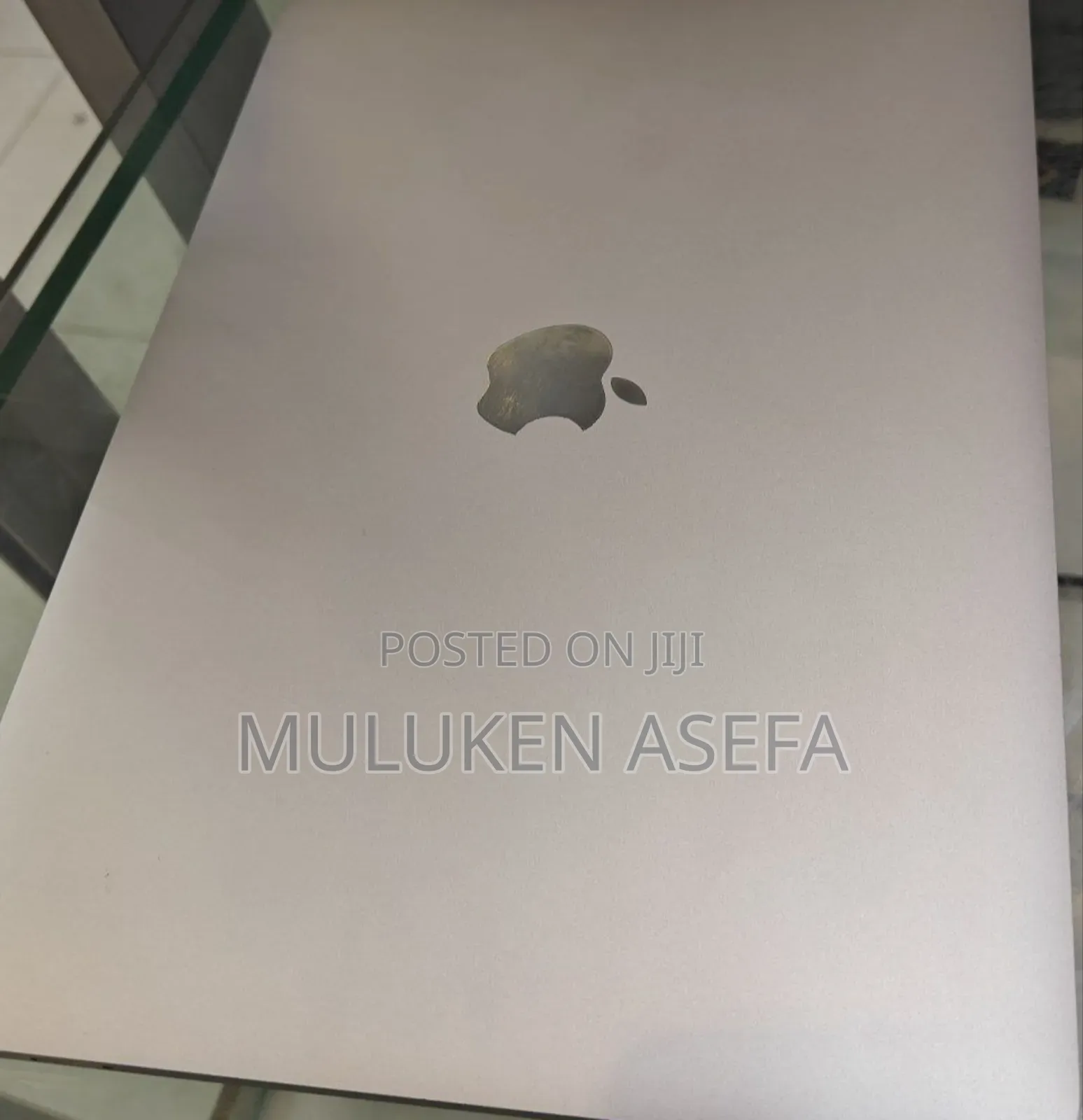 New Laptop Apple MacBook Pro M1 8GB Apple M1 Pro SSD 256GB