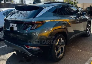 Hyundai Tucson 2025 Gray