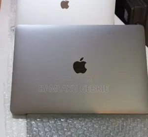 Photo - New Laptop Apple MacBook Air 2020 M1 8GB Apple M1 SSD 256GB