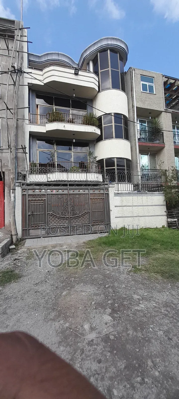 Furnished 6bdrm House in Yoba, Akaky Kaliti for sale