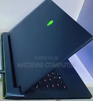 New Laptop Alienware M17x R2 16GB Intel Core I7 SSD 512GB