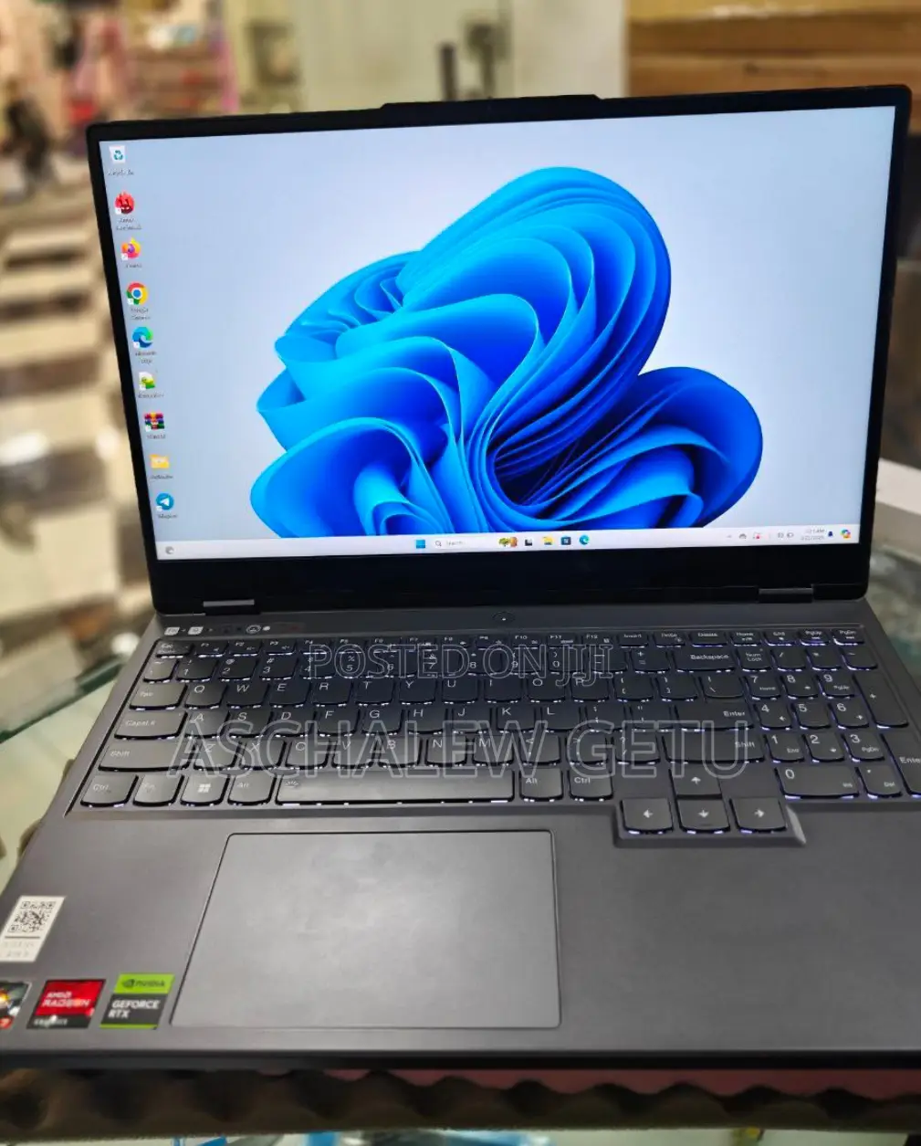 New Laptop Lenovo Legion 5 16GB AMD Ryzen 7 SSD 512GB