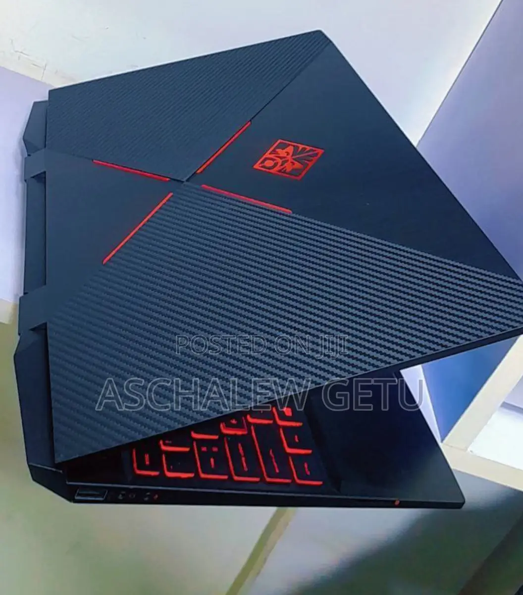 New Laptop HP Omen X 8GB Intel Core I7 SSD 128GB