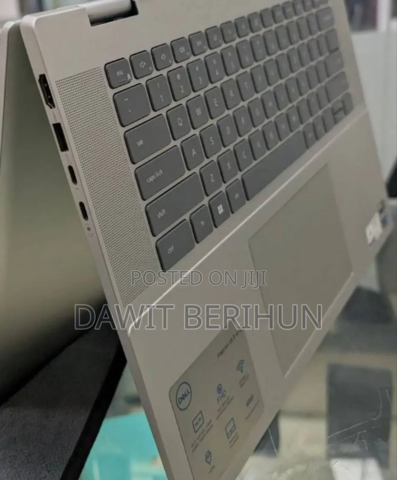 New Laptop Dell Inspiron 16 5620 16GB Intel Core I7 SSD 1T