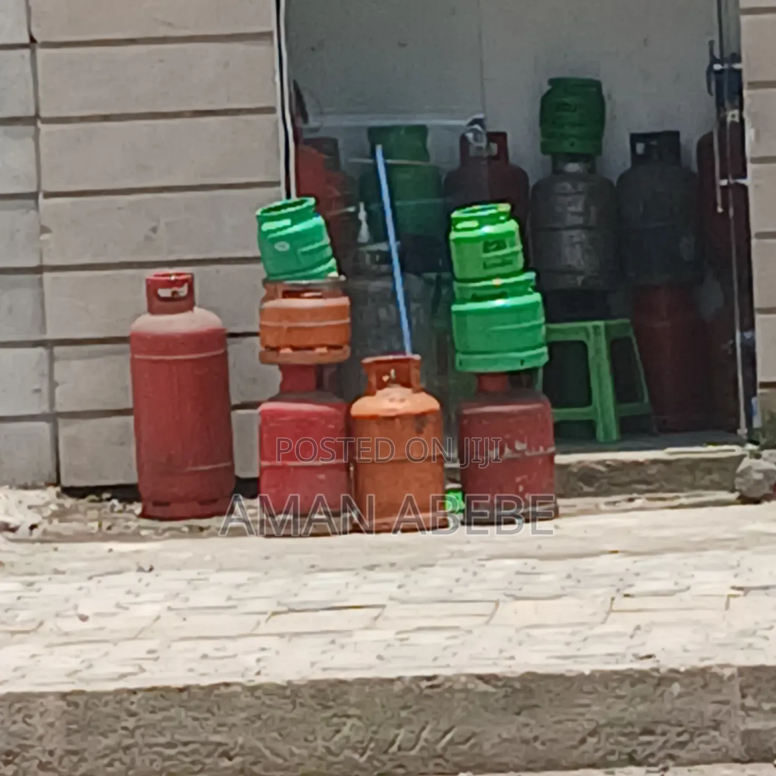 Cylinder Gas