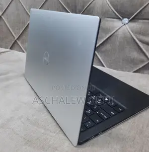 New Laptop Dell XPS 15 8GB Intel Core I5 SSD 512GB
