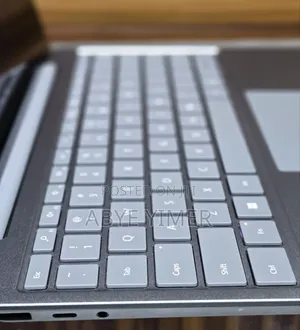 Photo - New Laptop Microsoft Surface Laptop 6 8GB Intel Core I5 SSD 256GB