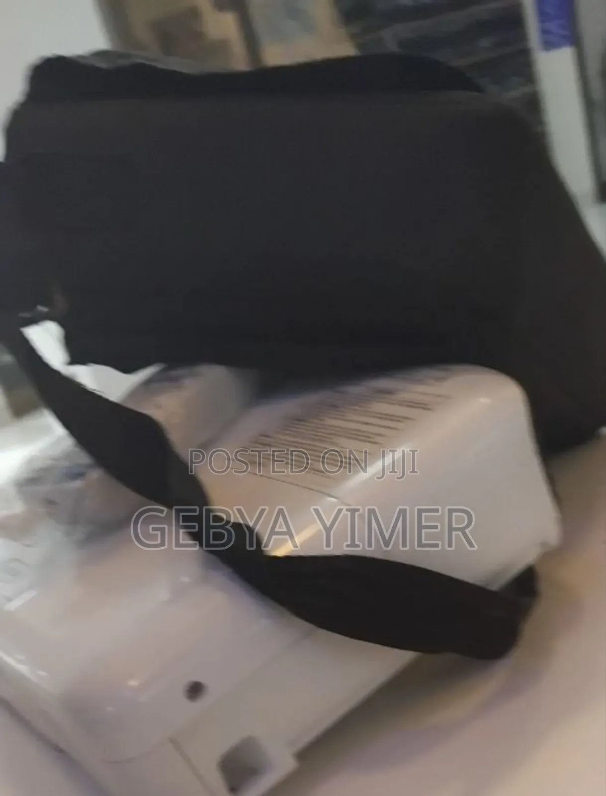 1Epson Projector Model Name: Eb-S41 Has Bag A