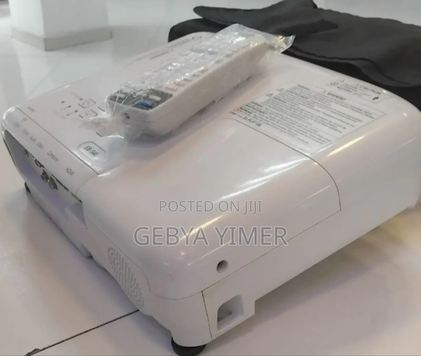 1Epson Projector Model Name: Eb-S41 Has Bag A