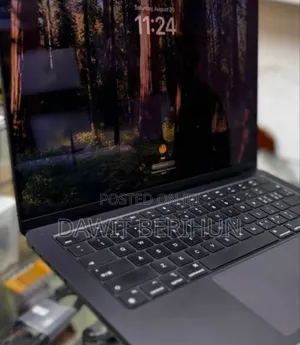 Photo - New Laptop Apple MacBook Pro 16GB Apple M4 SSD 1T