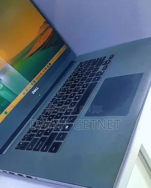 New Laptop Dell Inspiron 15 8GB Intel Core i5 SSD 1T