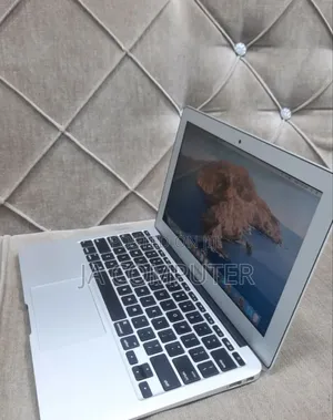 New Laptop Apple MacBook Air 2015 4GB Intel Core I5 SSD 128GB