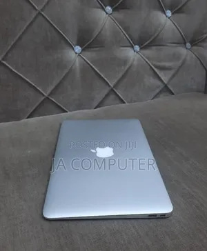 New Laptop Apple MacBook Air 2015 4GB Intel Core I5 SSD 128GB