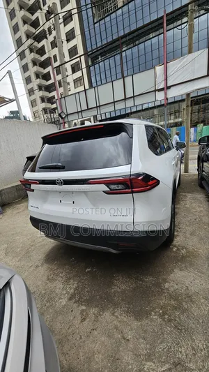 New Toyota Highlander Limited 2025 White