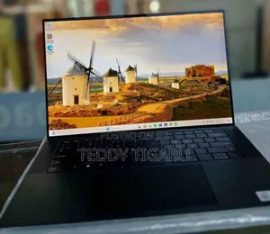 New Laptop Dell XPS 15 16GB Intel Core i7 SSD 512GB