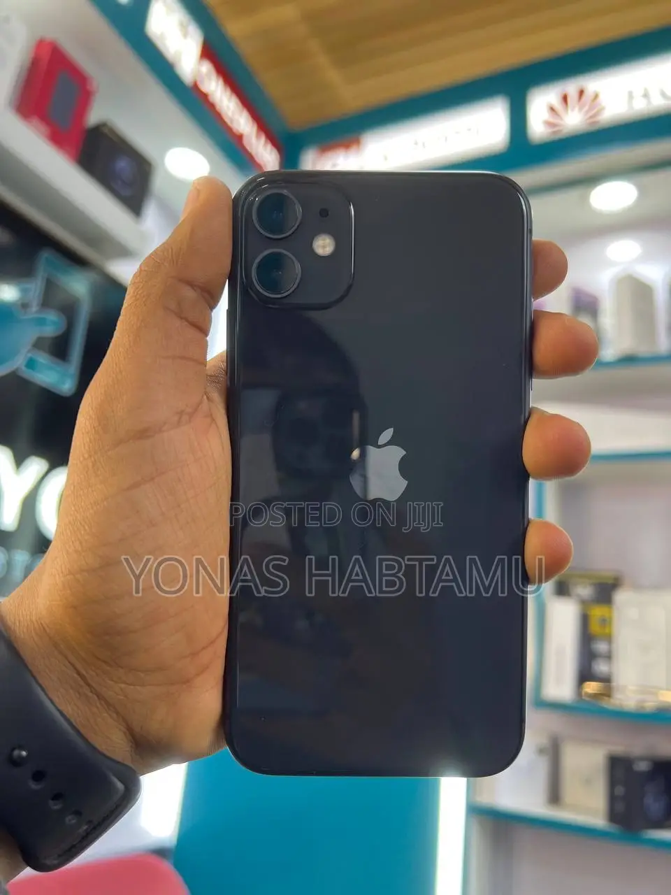 New Apple iPhone 11 64 GB Black