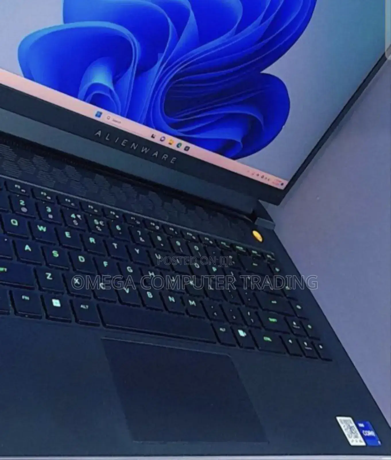 New Laptop Alienware Area-51m 16GB Intel Core i7 SSD 1T