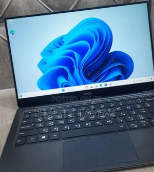 Photo - New Laptop Dell XPS 13 8GB Intel Core i5 SSD 512GB