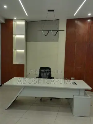 Photo - Managerial Table